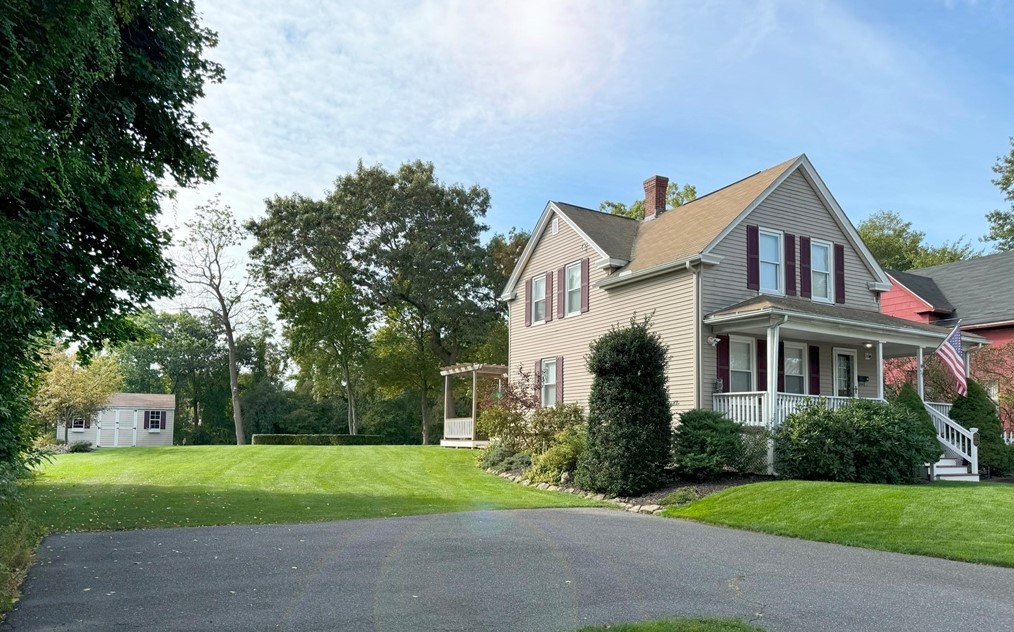 59 Trowbridge Circuit, Worcester, MA 01609