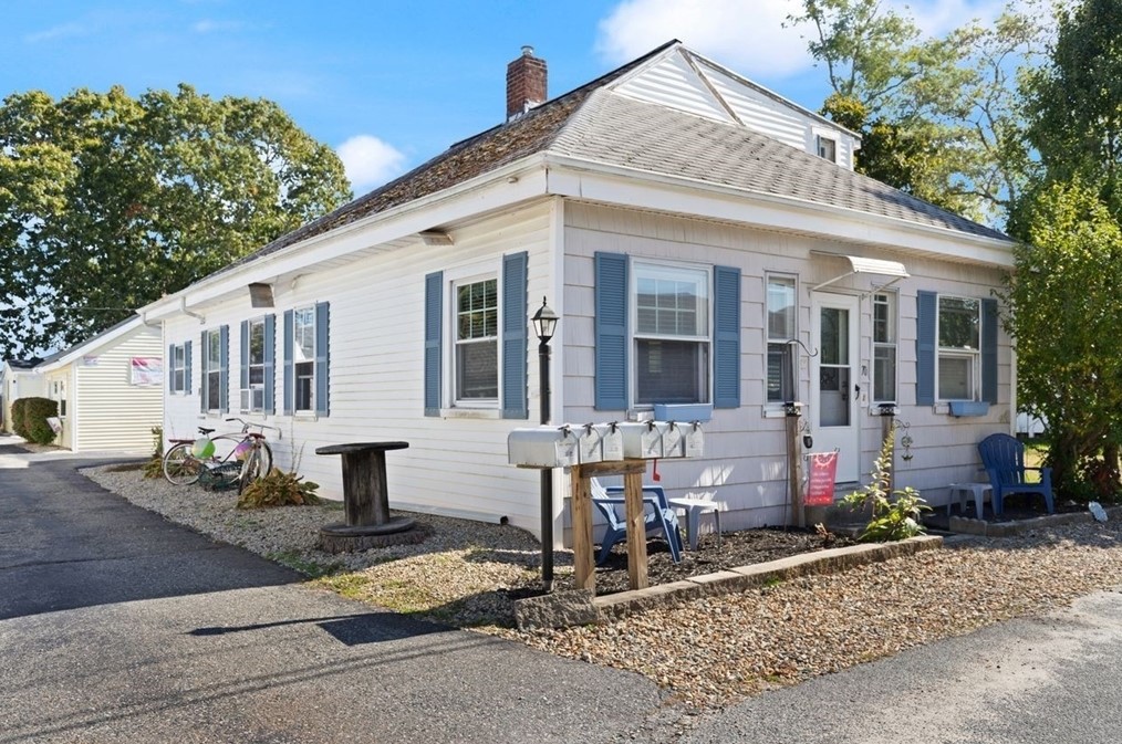 70 68 66 Bayview St, Wareham, MA 02571