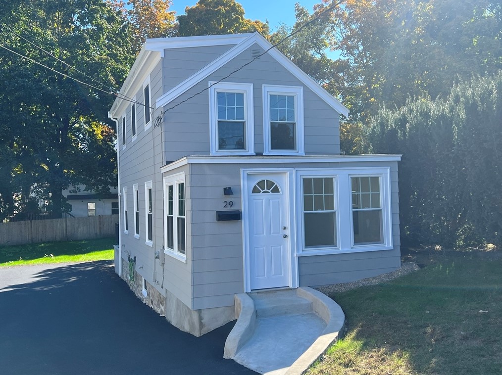 29 Cottage St, Westborough, MA 01581