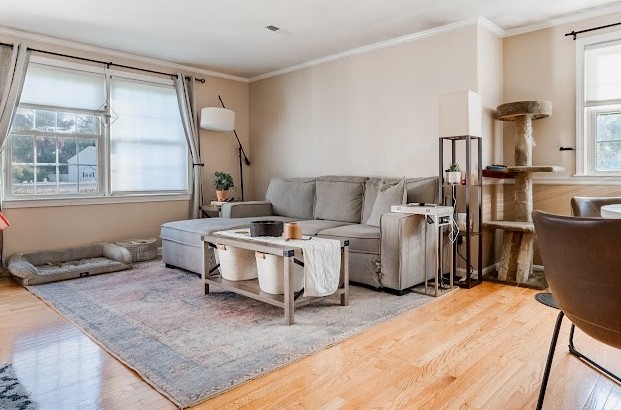 728 Auburn St #h1, Whitman, MA 02382