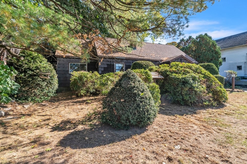 875 Main St, Agawam, MA 01001