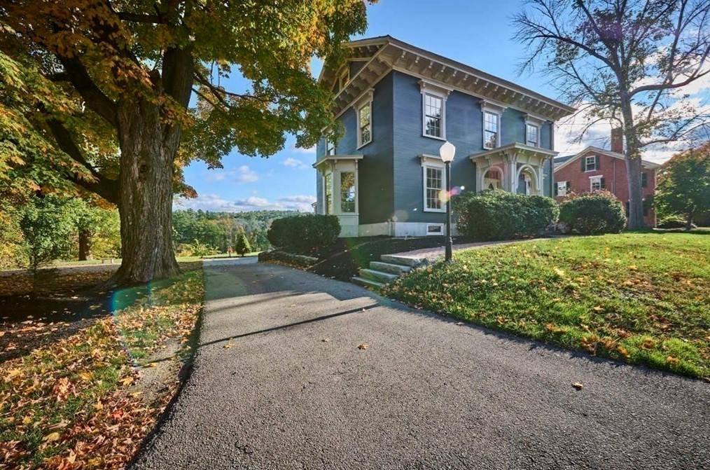 97 Riv Rd, Merrimac MA 01860-2319 exterior