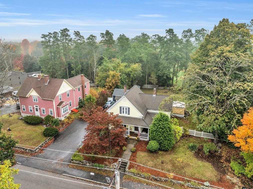 24 S Worcester St, Norton, MA 02766