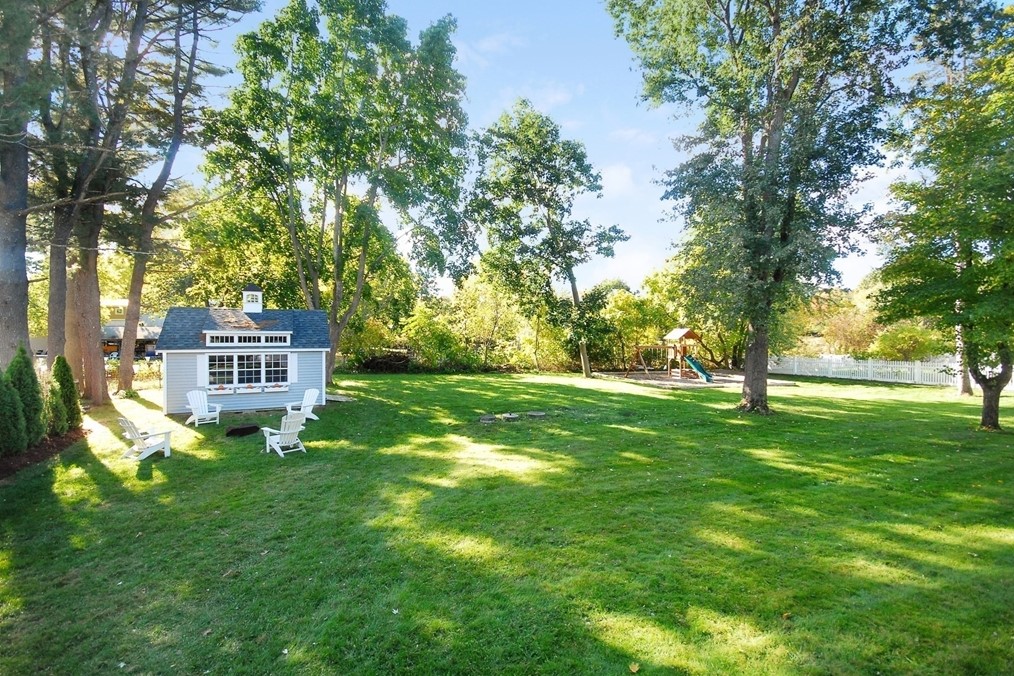 718 Bedford St, Concord, MA 01742