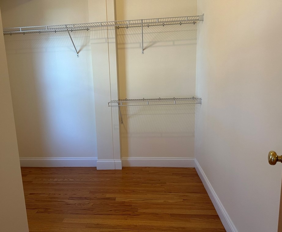 724 Cambridge St, Cambridge MA 02141-1401 exterior