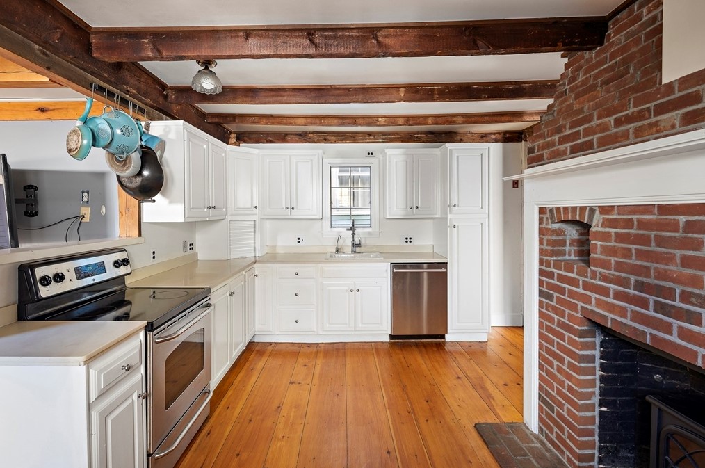 11 Oakland St, Newburyport, MA 01950 exterior
