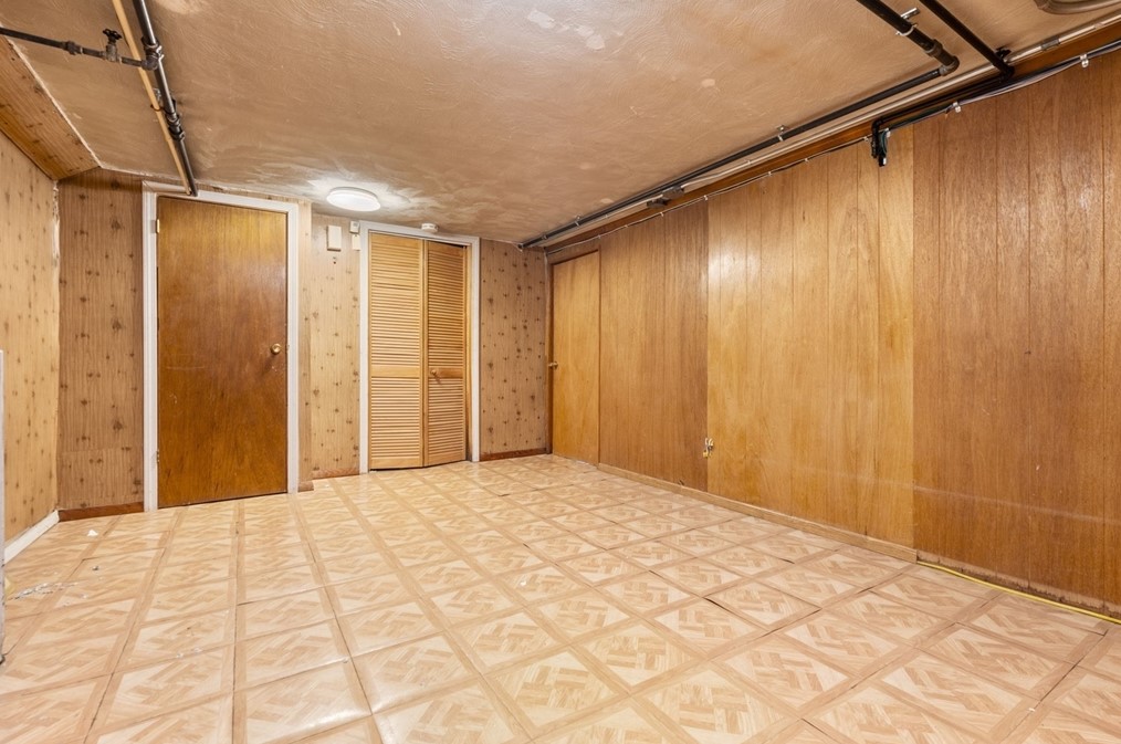 263 Riv St, Newton MA 02465-1435 exterior