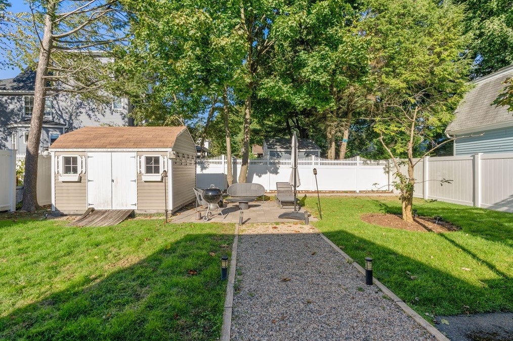 263 Riv St, Newton MA 02465-1435 exterior