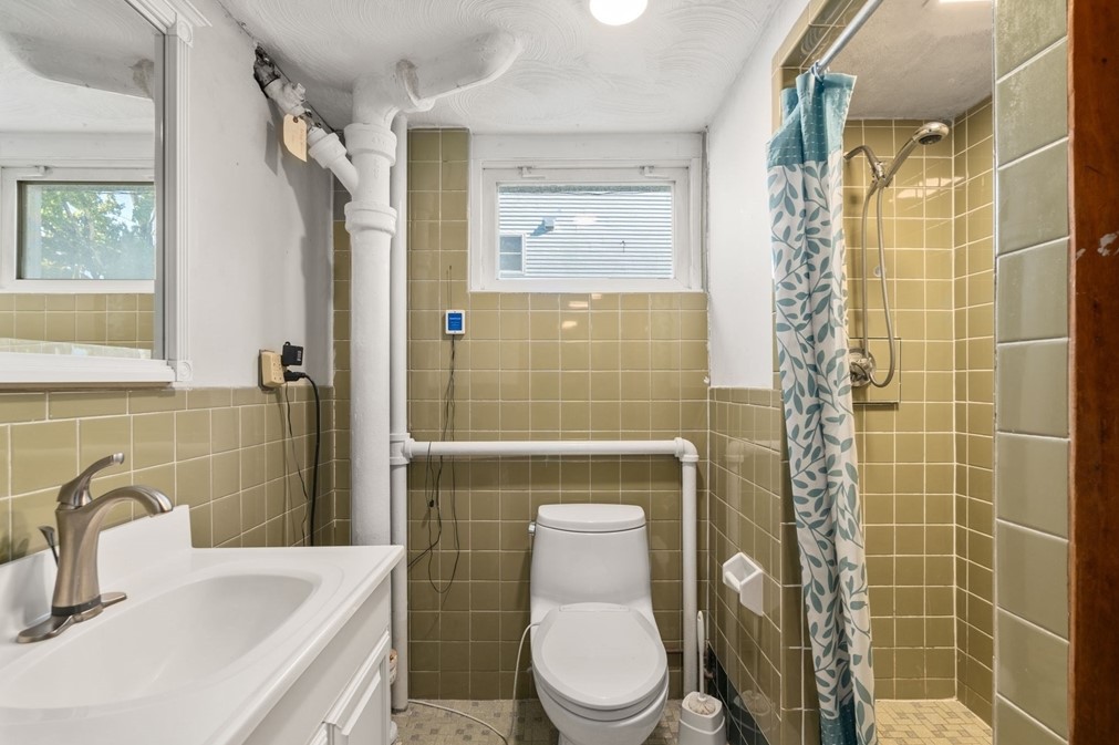 263 Riv St, Newton MA 02465-1435 exterior