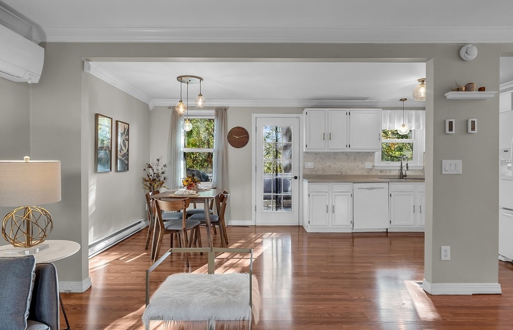 8 Anson St, Worcester, MA 01606