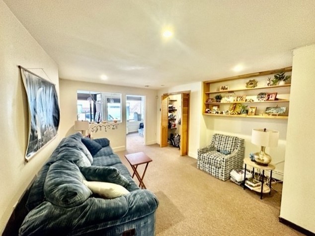 57 Fleet #a, Boston, MA 02109