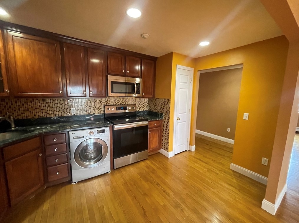 70 Warren Ave #3-1, Chelsea, MA 02150