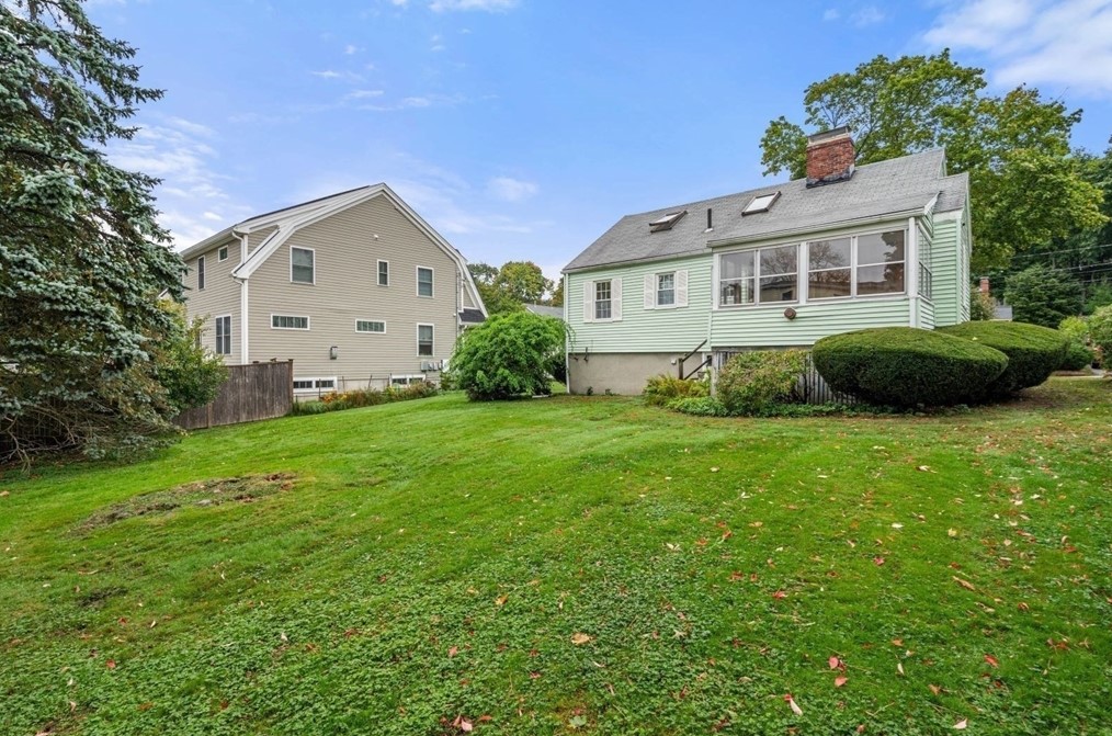 203 Renfrew St, Arlington MA 02476-7349 exterior