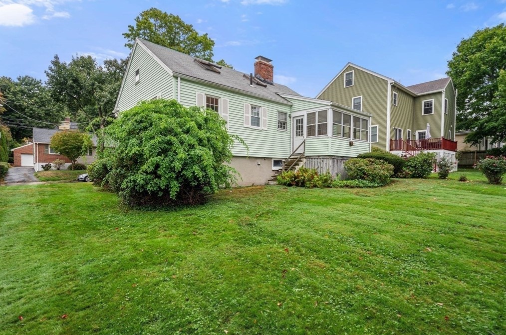 203 Renfrew St, Arlington MA 02476-7349 exterior