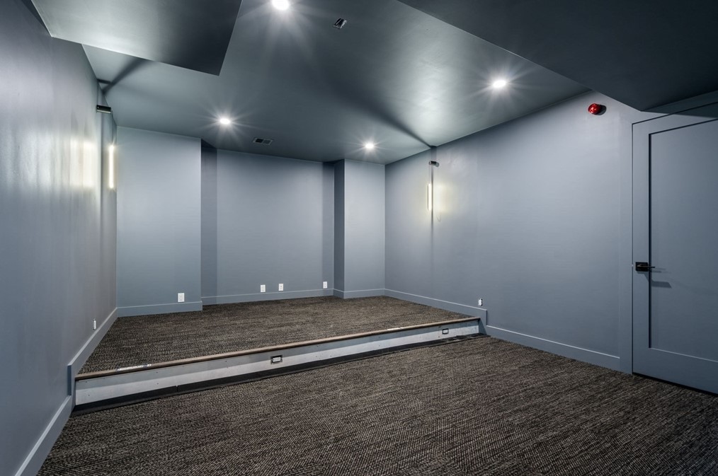 24 Newtonville Ave, Newton MA 02458-1828 exterior