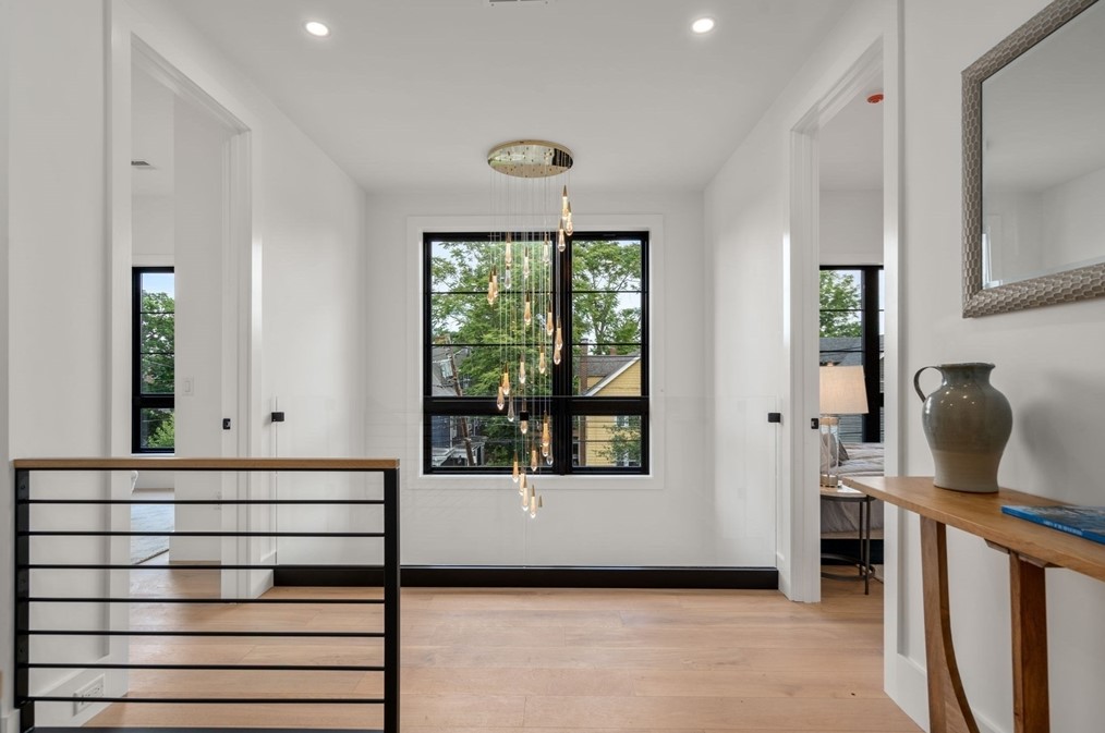 24 Newtonville Ave, Newton MA 02458-1828 exterior