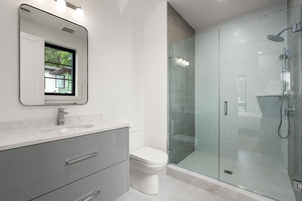 24 Newtonville Ave, Newton MA 02458-1828 exterior