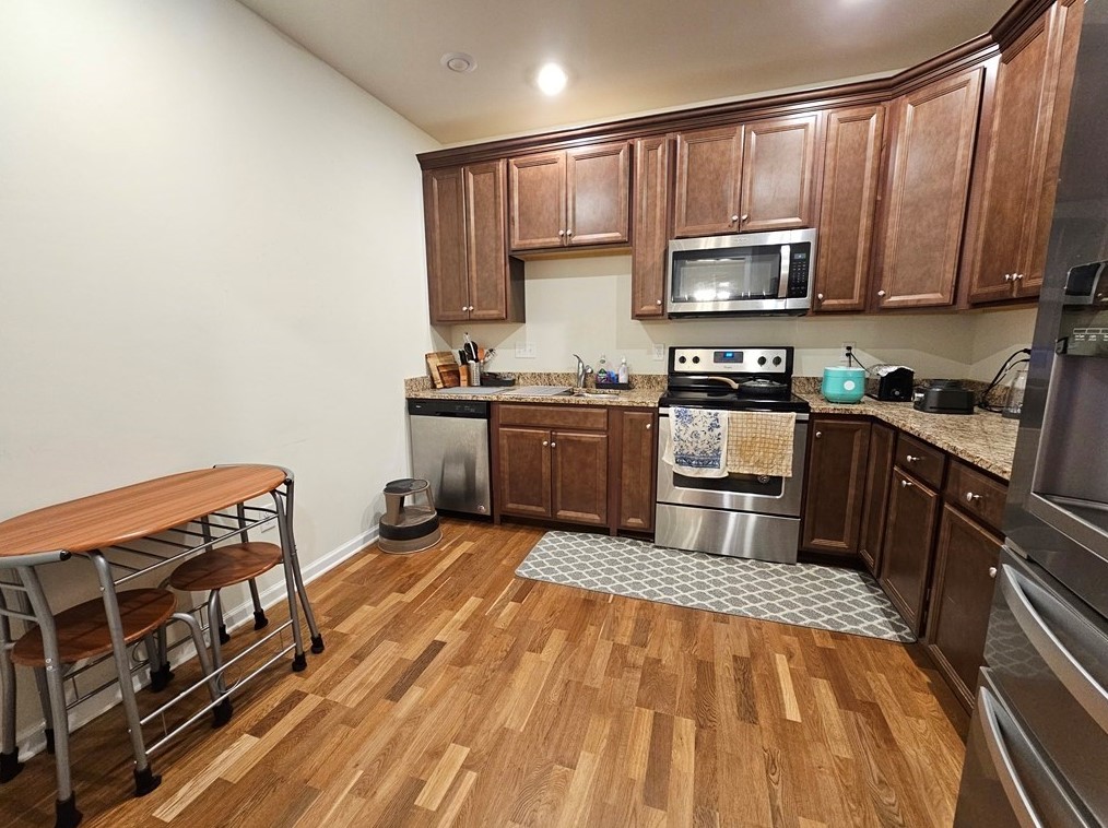 90 Trotter Rd #206, Weymouth, MA 02190