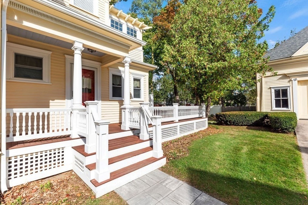 54 Union St, Mansfield, MA 02048