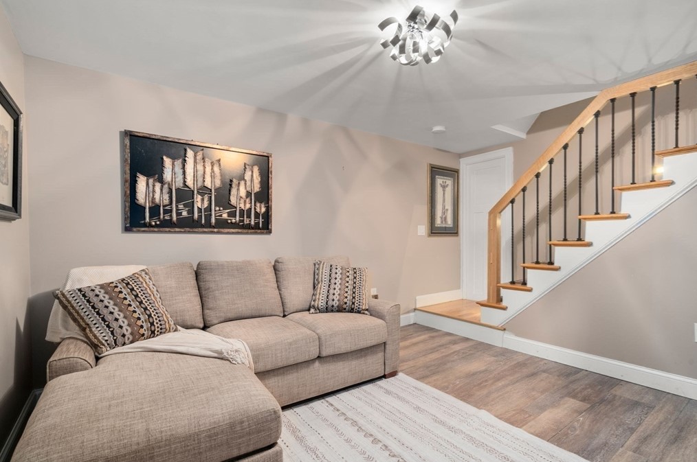 831 Squantum St, Quincy MA 02171-1251 exterior