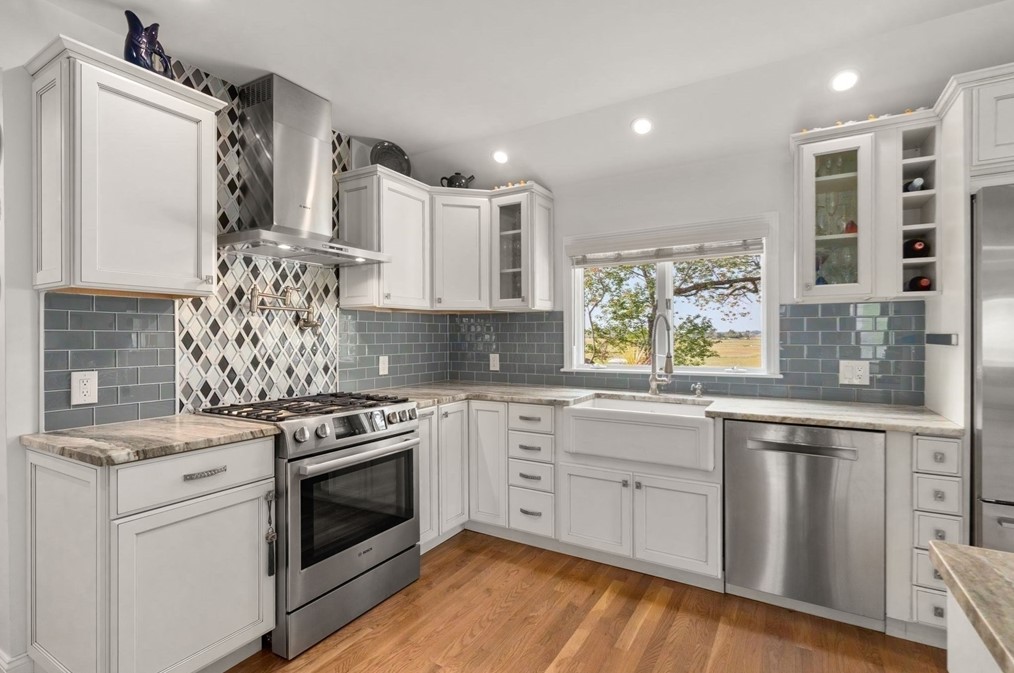 831 Squantum St, Quincy MA 02171-1251 exterior