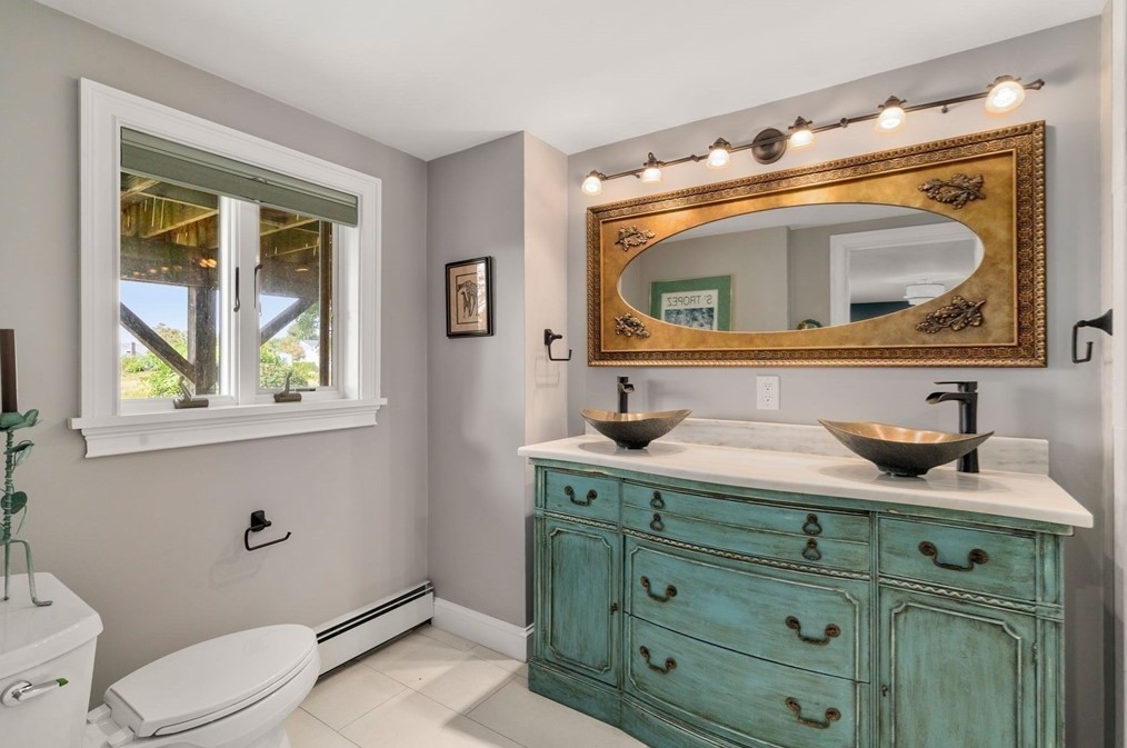 831 Squantum St, Quincy MA 02171-1251 exterior