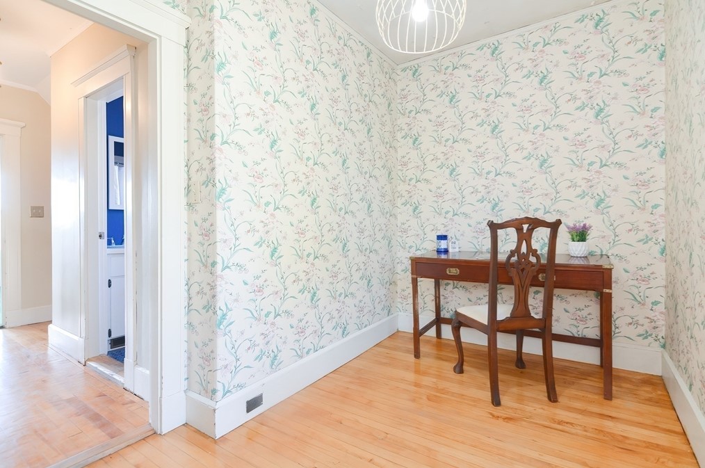 9 Phillips Cir, Swampscott MA 01907-2332 exterior