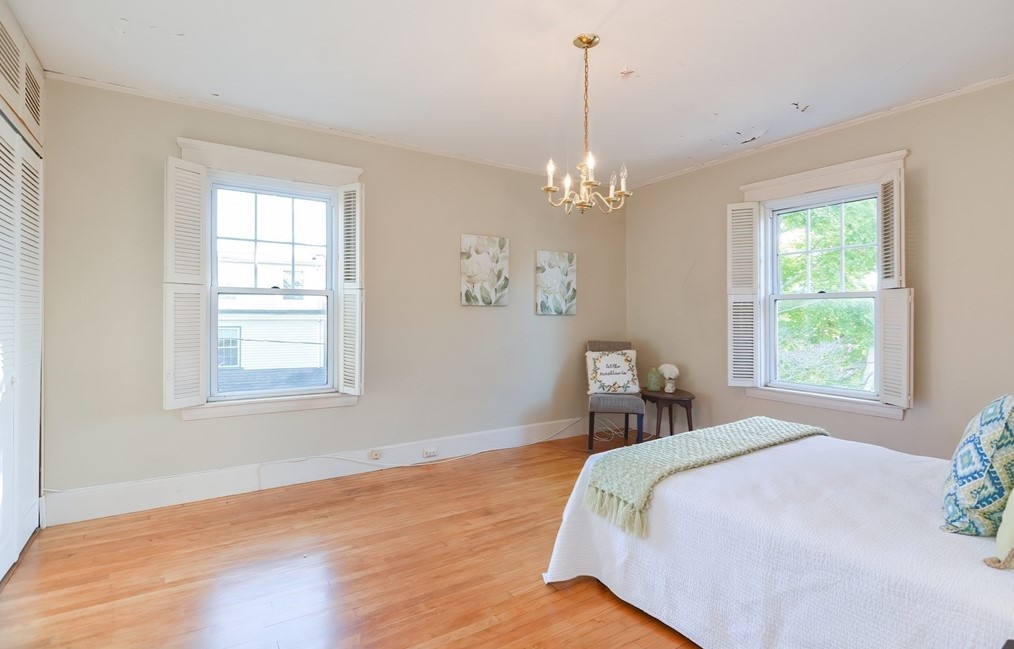 9 Phillips Cir, Swampscott MA 01907-2332 exterior