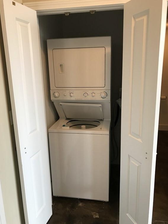 21 Illinois St, Worcester MA  01610-1682 exterior