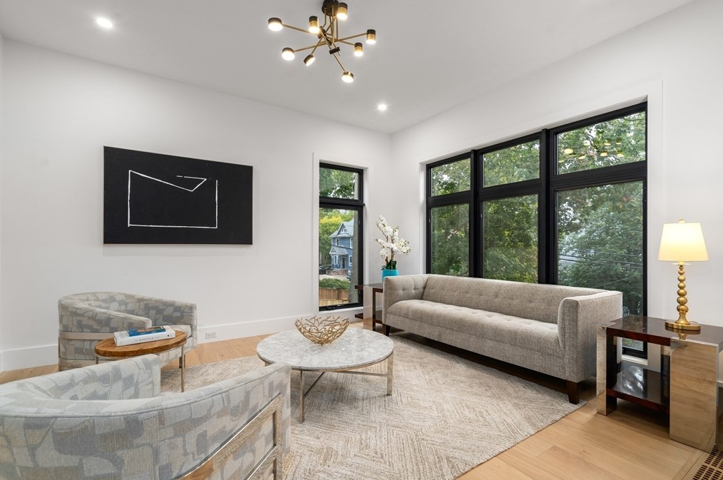 32 Newtonville Ave, Newton MA 02458-1851 exterior