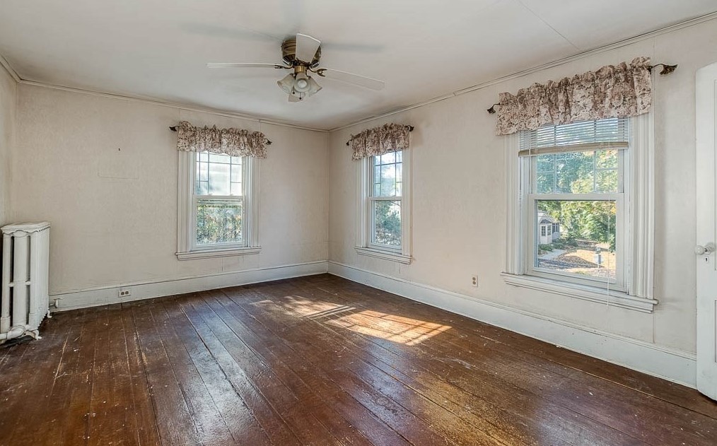 118 Mt Vernon St, Dedham MA 02026-3102 exterior