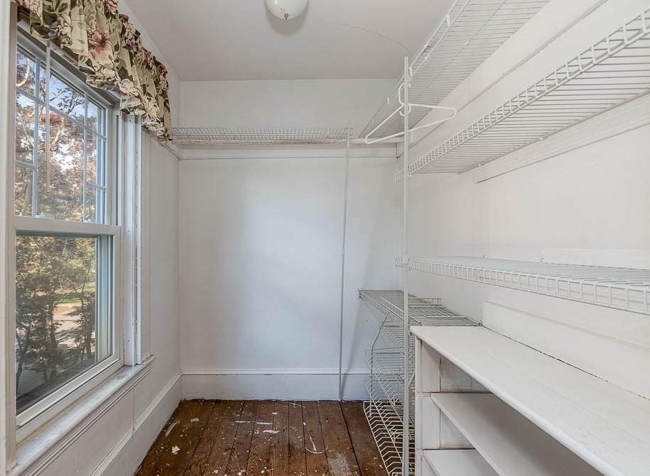 118 Mt Vernon St, Dedham MA 02026-3102 exterior