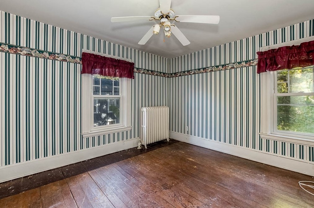 118 Mt Vernon St, Dedham MA 02026-3102 exterior