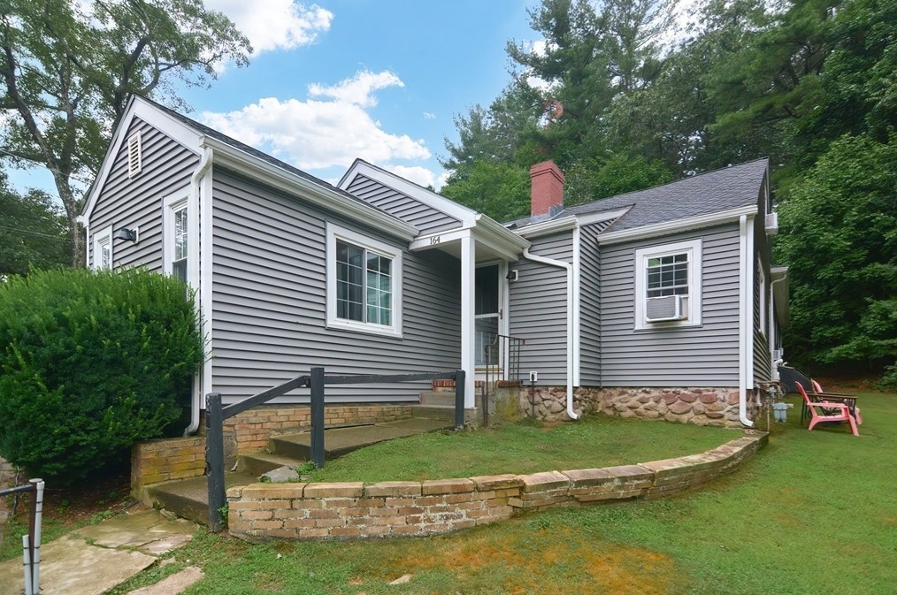 164 South St #1, Northborough, MA 01532