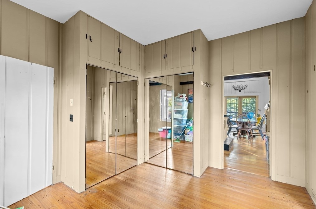 100 Old Oaken Bucket Rd, Hingham MA 02061-1330 exterior