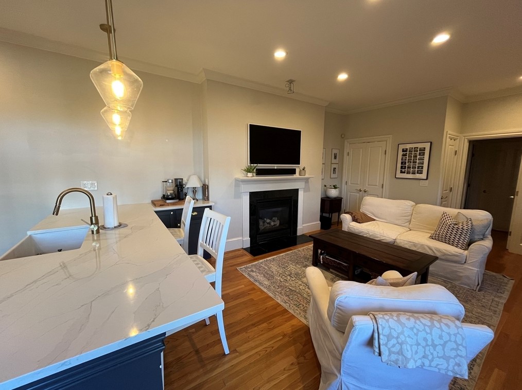 21 Prospect St #1, Boston, MA 02129