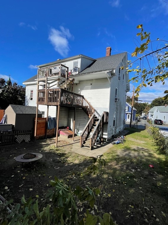 9 Fulton St, Lowell, MA 01850