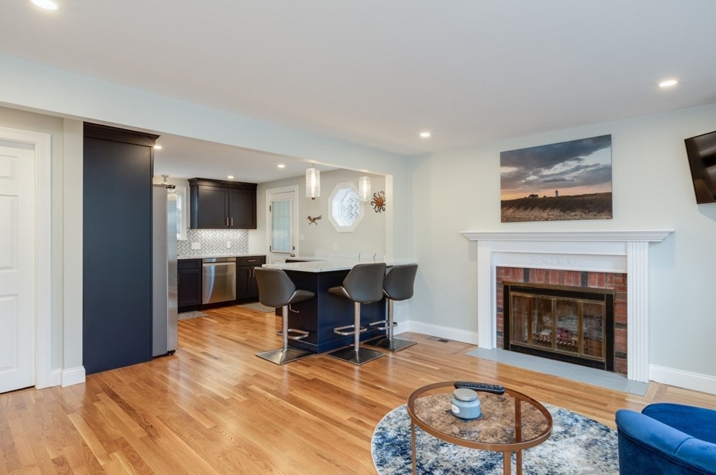 63 Elinor Rd, Weymouth, MA 02190