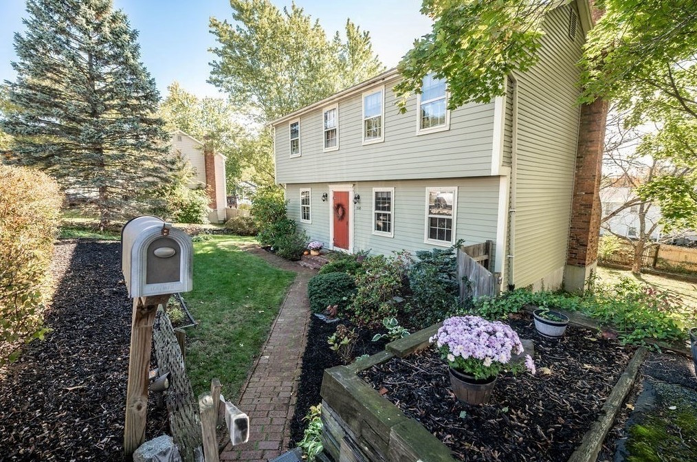 150 Merryknoll Rd, Weymouth, MA 02191