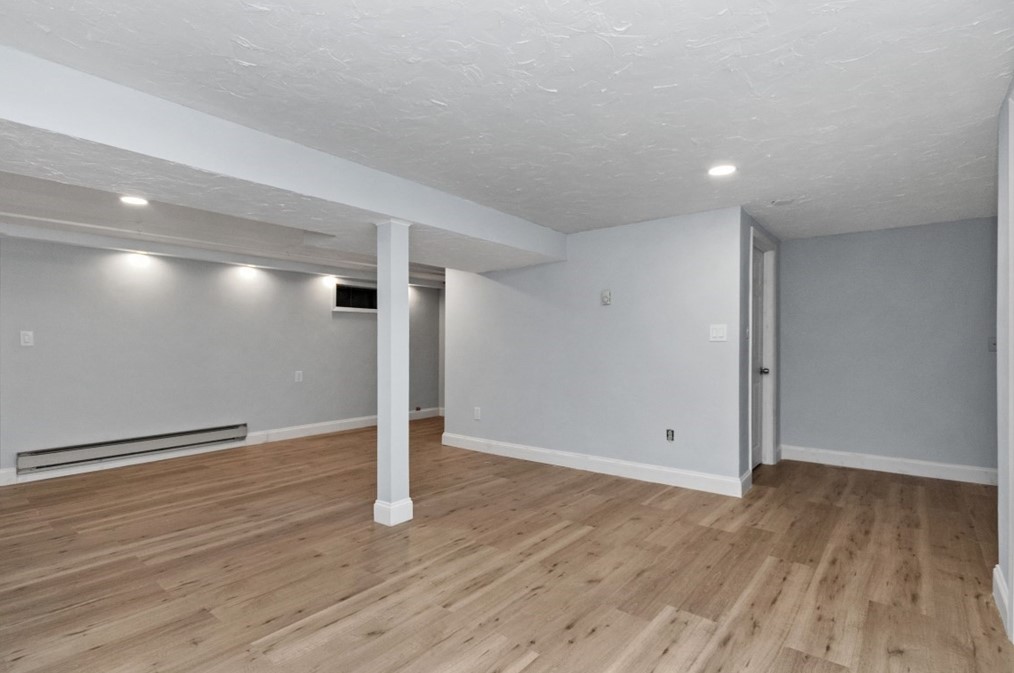 43 Stedman St, Quincy MA 02169-1222 exterior