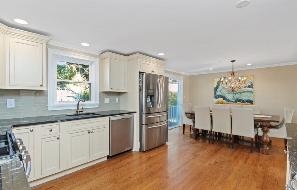 43 Stedman St, Quincy, MA 02169-1220