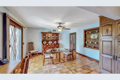 242 Eastwood Dr, Westfield, MA 01085 - Photo 10