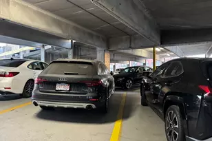 425 Newbury St, Boston, MA 02115 - Photo 4