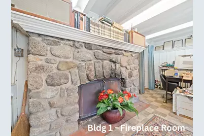 172 Washington St, Pembroke, MA 02359 - Photo 14