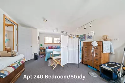 172 Washington St, Pembroke, MA 02359 - Photo 24