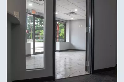 826 Crecent St, Brockton, MA 02301 - Photo 8