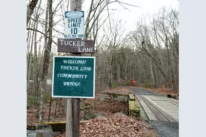 34R Tucker Ln, Sutton, MA 01590 - Photo 2