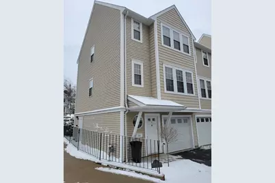 120 East Squantum #1, Quincy, MA 02171 - Photo 1