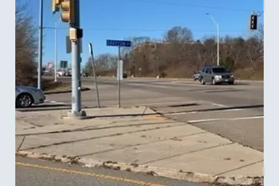 266 Slades Ferry Ave, Somerset, MA 02726 - Photo 10