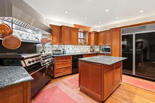 22 Louisburg Square, Boston, MA 02108 - Photo 28